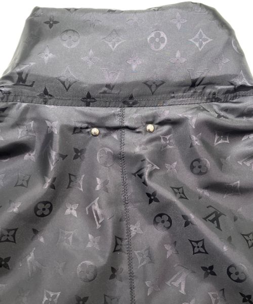 LOUIS VUITTON（ルイ ヴィトン）LOUIS VUITTON (ルイ ヴィトン) リバーシブルナイロンジャケット ブラック×グリーン サイズ:52の古着・服飾アイテム