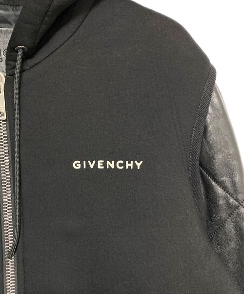GIVENCHY（ジバンシィ）GIVENCHY (ジバンシィ) レザースリーブジップパーカー ブラック サイズ:44の古着・服飾アイテム
