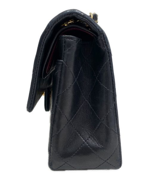 CHANEL（シャネル）CHANEL (シャネル) Wフラップチェーンショルダーバッグ ブラック サイズ:23の古着・服飾アイテム