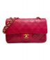 CHANEL（シャネル）の古着「Wフラップチェーンショルダーバッグ」｜レッド