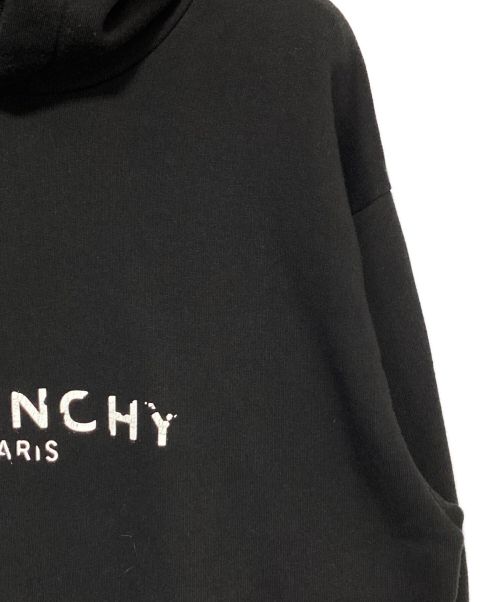 GIVENCHY（ジバンシィ）GIVENCHY (ジバンシィ) ロゴプリントプルオーバーパーカー ブラック サイズ:XSの古着・服飾アイテム