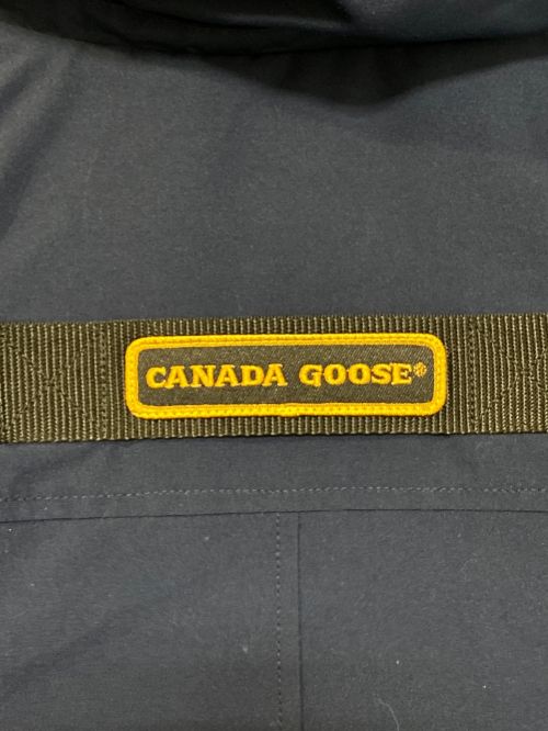 CANADA GOOSE（カナダグース）CANADA GOOSE (カナダグース) WESTMOUNT/ダウンコート ネイビー サイズ:Lの古着・服飾アイテム