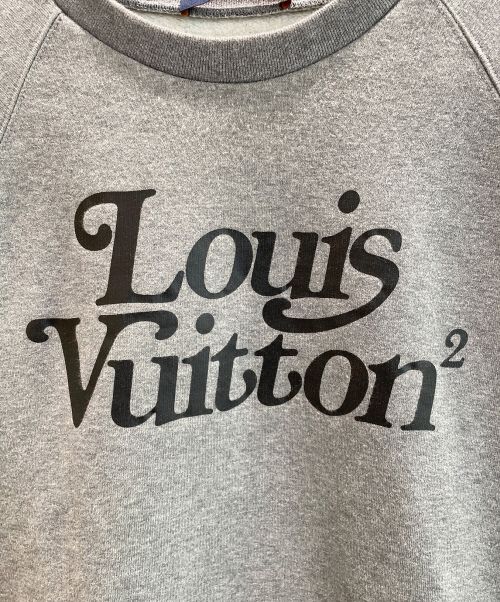 LOUIS VUITTON（ルイ ヴィトン）LOUIS VUITTON (ルイ ヴィトン) スクエアード LVクルーネック スウェット グレー サイズ:Lの古着・服飾アイテム