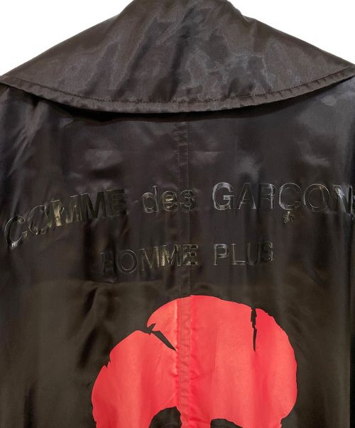 COMME des GARCONS HOMME PLUS（コムデギャルソンオムプリュス）COMME des GARCONS HOMME PLUS (コムデギャルソンオムプリュス) 22SS 花の存在期 バックスカルプリント丸襟キュプラコート ブラック サイズ:Sの古着・服飾アイテム
