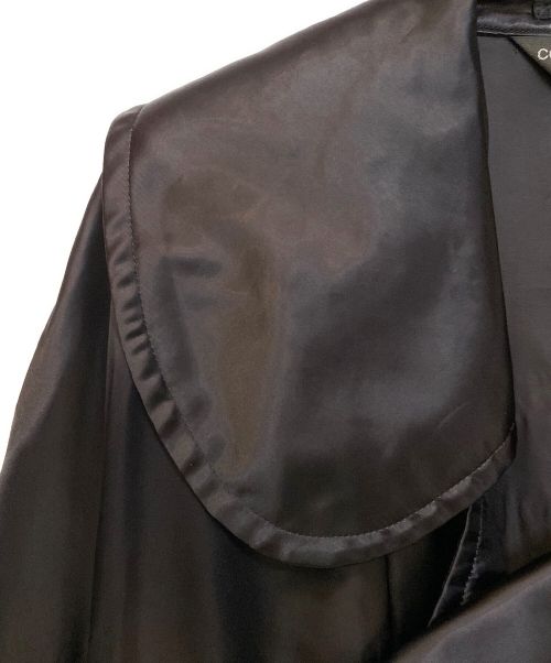 COMME des GARCONS HOMME PLUS（コムデギャルソンオムプリュス）COMME des GARCONS HOMME PLUS (コムデギャルソンオムプリュス) 22SS 花の存在期 バックスカルプリント丸襟キュプラコート ブラック サイズ:Sの古着・服飾アイテム