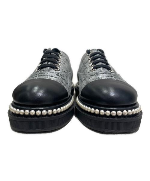 CHANEL（シャネル）CHANEL (シャネル) パールジャカードドレスシューズ グレー×ブラック サイズ:381/2の古着・服飾アイテム