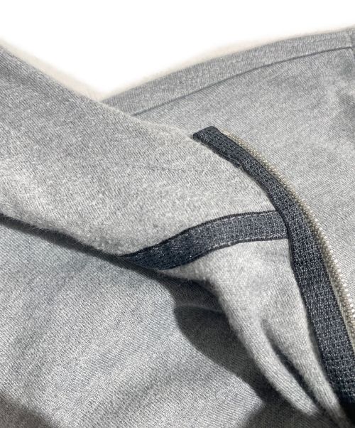 LOUIS VUITTON（ルイ ヴィトン）LOUIS VUITTON (ルイ ヴィトン) ジップパーカー フーディー グレー サイズ:Sの古着・服飾アイテム