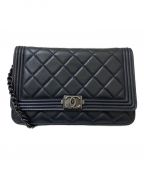 CHANELシャネル）の古着「チェーンウォレット」｜ブラック