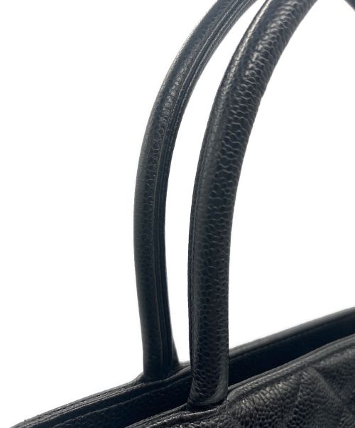 CHANEL（シャネル）CHANEL (シャネル) 2000s メダリオン ココ マトラッセ 復刻バッグ ブラック サイズ:30の古着・服飾アイテム