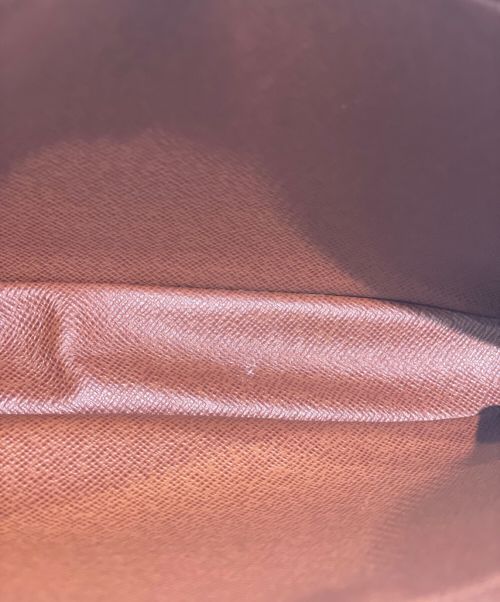 LOUIS VUITTON（ルイ ヴィトン）LOUIS VUITTON (ルイ ヴィトン) ポシェット・マルリーバンドリエール/ショルダーバッグ ブラウンの古着・服飾アイテム