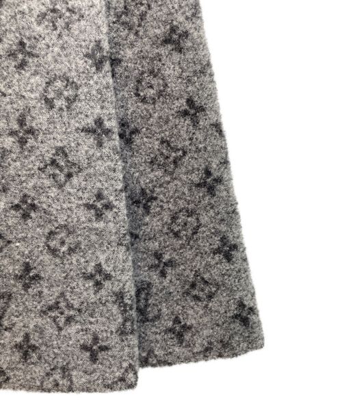 LOUIS VUITTON（ルイ ヴィトン）LOUIS VUITTON (ルイ ヴィトン) モノグラム マルタンガール スカート グレー サイズ:34の古着・服飾アイテム