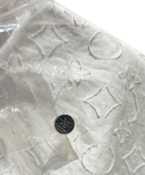 LOUIS VUITTON（ルイ ヴィトン）LOUIS VUITTON (ルイ ヴィトン) モノグラム エンボス コットン ブラウス ホワイト サイズ:36の古着・服飾アイテム