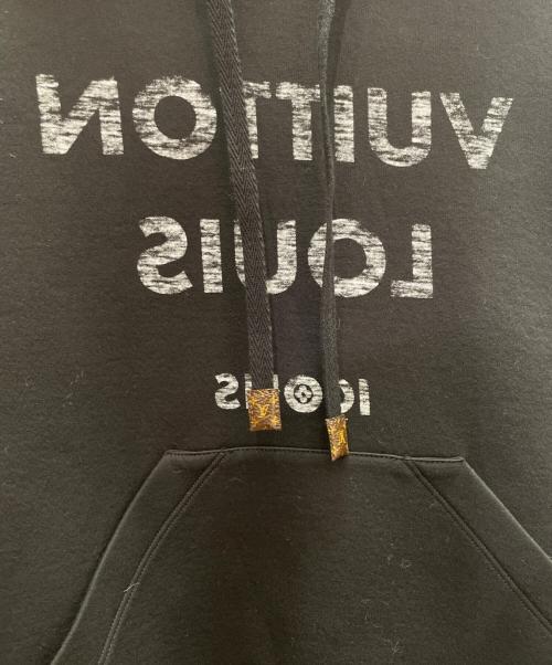 LOUIS VUITTON（ルイ ヴィトン）LOUIS VUITTON (ルイ ヴィトン) プリントプルオーバーパーカー ブラック サイズ:XSの古着・服飾アイテム