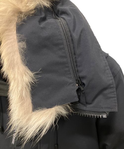 CANADA GOOSE（カナダグース）CANADA GOOSE (カナダグース) ダウンコート ネイビー サイズ:Sの古着・服飾アイテム