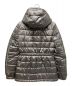PRADA (プラダ) ウエストシャーリング三角プレート中綿ナイロンコート グレー サイズ:38：89800円