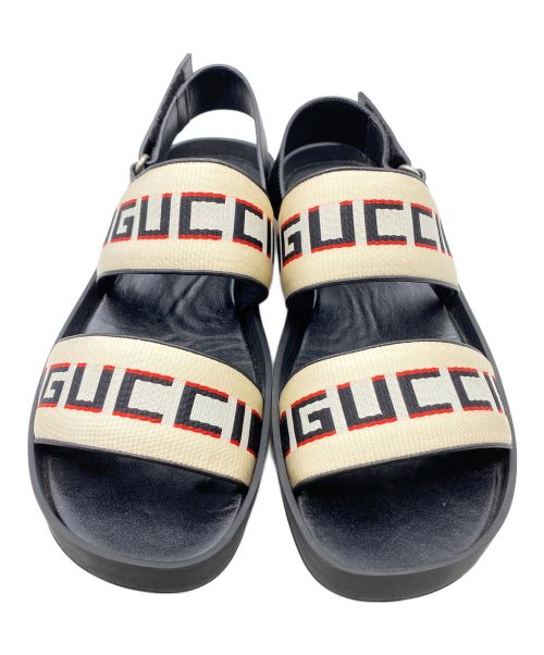 GUCCI（グッチ）GUCCI (グッチ) ロゴストラップサンダル ブラック×ベージュ サイズ:8の古着・服飾アイテム