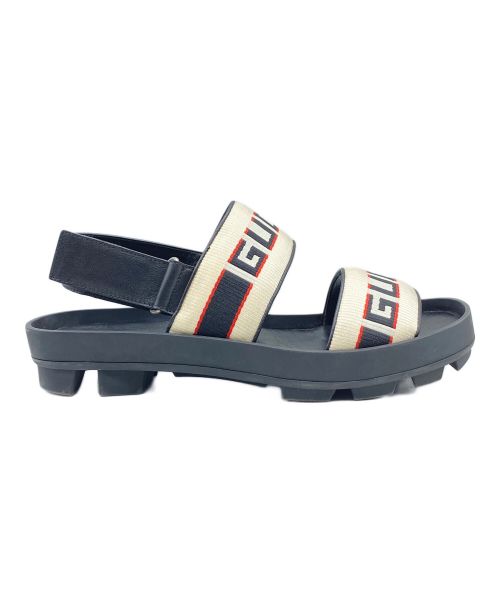 GUCCI（グッチ）GUCCI (グッチ) ロゴストラップサンダル ブラック×ベージュ サイズ:8の古着・服飾アイテム