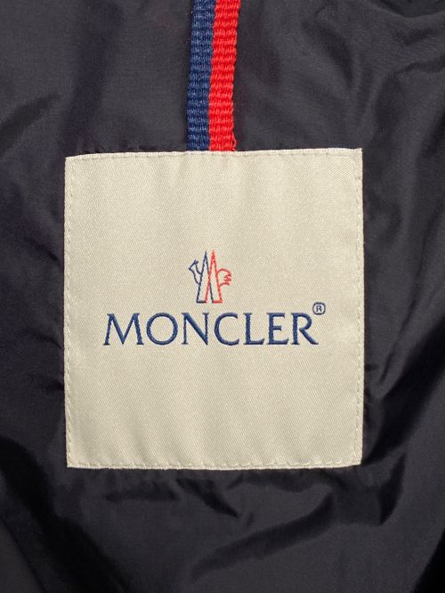 MONCLER（モンクレール）MONCLER (モンクレール) BERRIAT/ダウンジャケット ネイビー サイズ:4の古着・服飾アイテム