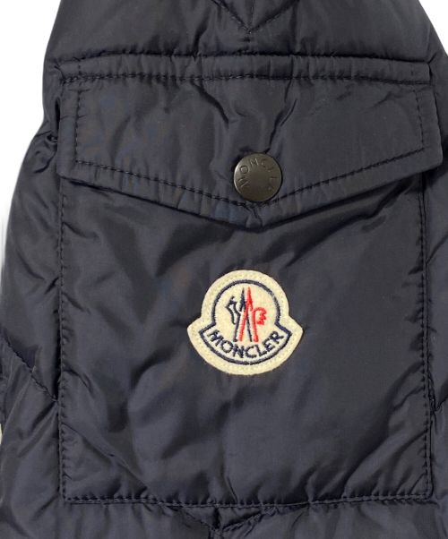 MONCLER（モンクレール）MONCLER (モンクレール) BERRIAT/ダウンジャケット ネイビー サイズ:4の古着・服飾アイテム