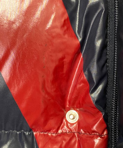 MONCLER（モンクレール）MONCLER (モンクレール) VALENTINO (ヴァレンティノ) ダウンジャケット ネイビー×レッド サイズ:52の古着・服飾アイテム