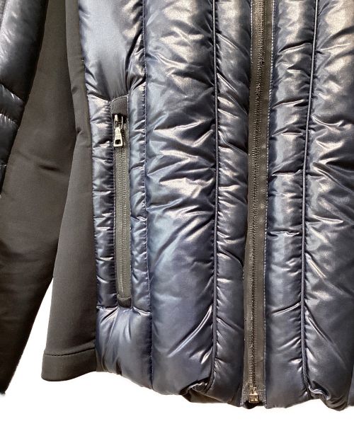 PRADA（プラダ）PRADA (プラダ) Triangle Plate Down Jacket（トライアングルトライアングルプレートダウンジャケット） ネイビー サイズ:38の古着・服飾アイテム