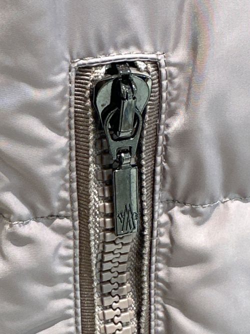 MONCLER（モンクレール）MONCLER (モンクレール) GERBOISE/ダウンコート グレーの古着・服飾アイテム