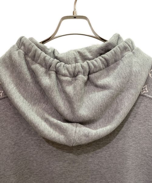 LOUIS VUITTON（ルイ ヴィトン）LOUIS VUITTON (ルイ ヴィトン) サークルパターンモノグラムパーカー グレー サイズ:Lの古着・服飾アイテム