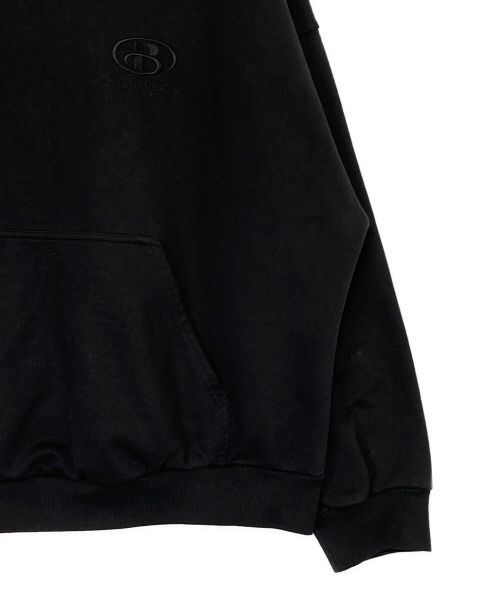 BALENCIAGA（バレンシアガ）BALENCIAGA (バレンシアガ) 刺繍ロゴプルオーバーパーカー ブラック サイズ:3の古着・服飾アイテム