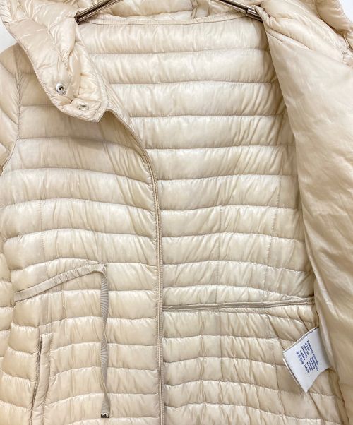 MONCLER（モンクレール）MONCLER (モンクレール) BARBEL(バレル)/ダウンコート アイボリー サイズ:1の古着・服飾アイテム