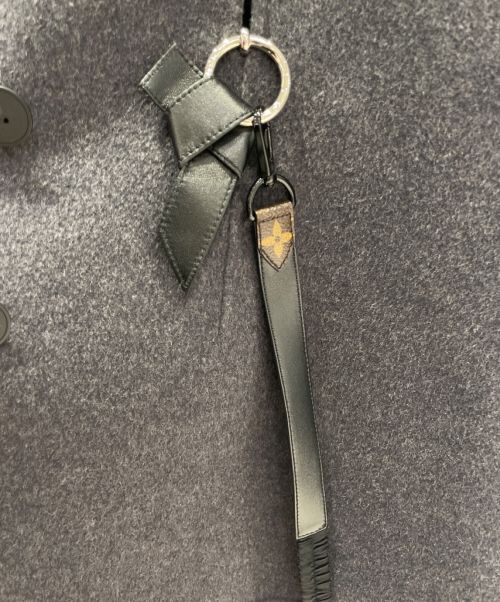 LOUIS VUITTON（ルイ ヴィトン）LOUIS VUITTON (ルイ ヴィトン) モノグラムウールポンチョ グレー サイズ:40の古着・服飾アイテム