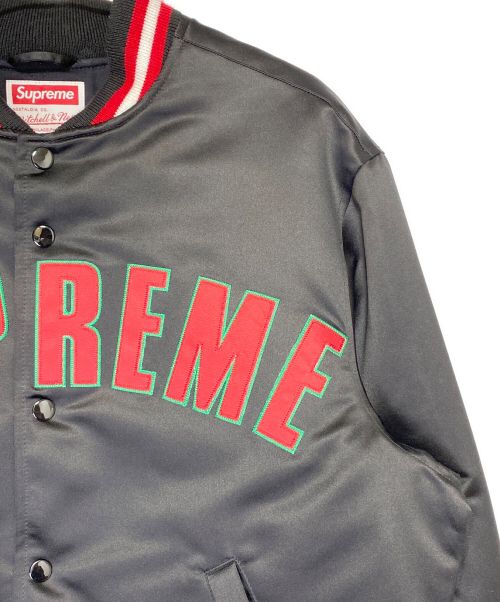 SUPREME（シュプリーム）SUPREME (シュプリーム) MITCHELL & NESS (ミッチェルアンドネス) Satin Varsity Jacket ブラック×レッド サイズ:Sの古着・服飾アイテム