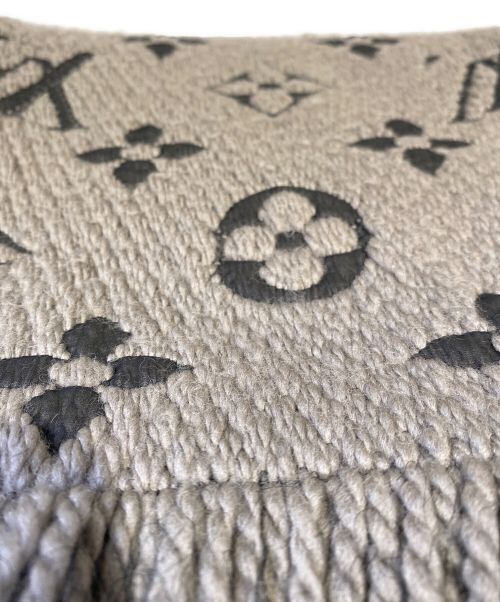 LOUIS VUITTON（ルイ ヴィトン）LOUIS VUITTON (ルイ ヴィトン) ECHARPE LOGOMANIA(エシャルプ・ロゴマニア) ベージュの古着・服飾アイテム