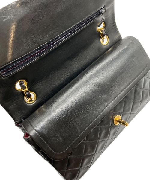 CHANEL（シャネル）CHANEL (シャネル) Wフラップチェーンショルダーバッグ ブラック サイズ:25の古着・服飾アイテム