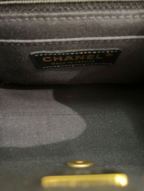 CHANEL（シャネル）CHANEL (シャネル) チェーンショルダーバッグ ブラックの古着・服飾アイテム