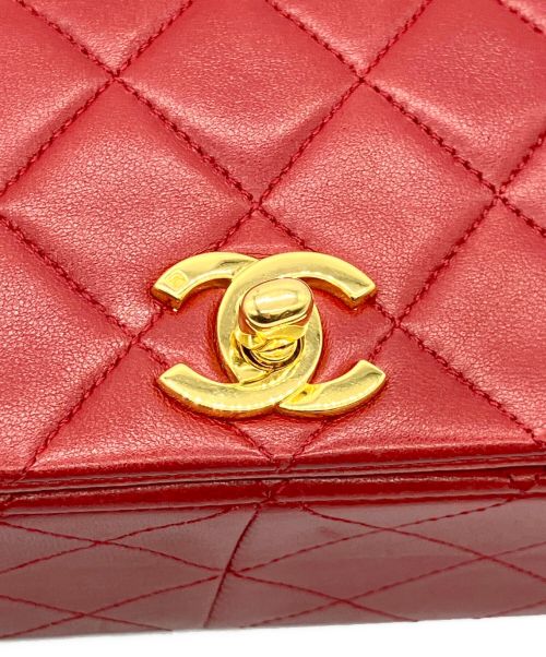CHANEL（シャネル）CHANEL (シャネル) マトラッセ フルフラップチェーンショルダーバッグ レッド サイズ:23の古着・服飾アイテム