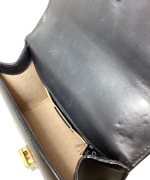 GUCCI（グッチ）GUCCI (グッチ) シルビィショルダーバッグ ブラックの古着・服飾アイテム