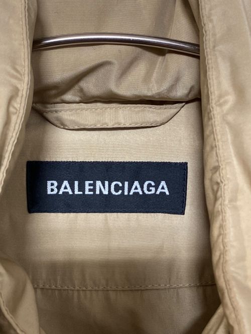 BALENCIAGA（バレンシアガ）BALENCIAGA (バレンシアガ) Logo Raincoat ベージュ サイズ:44の古着・服飾アイテム
