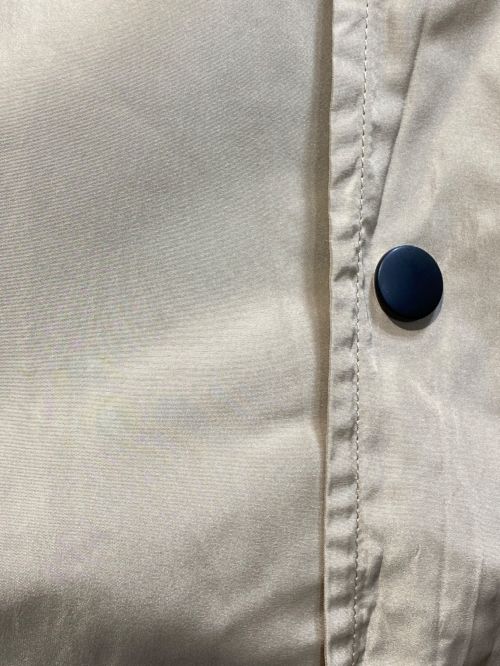 BALENCIAGA（バレンシアガ）BALENCIAGA (バレンシアガ) Logo Raincoat ベージュ サイズ:44の古着・服飾アイテム
