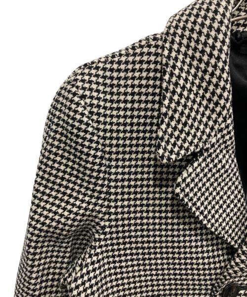 TOM FORD（トムフォード）TOM FORD (トムフォード) チェスターコート ホワイト×ブラック サイズ:44の古着・服飾アイテム