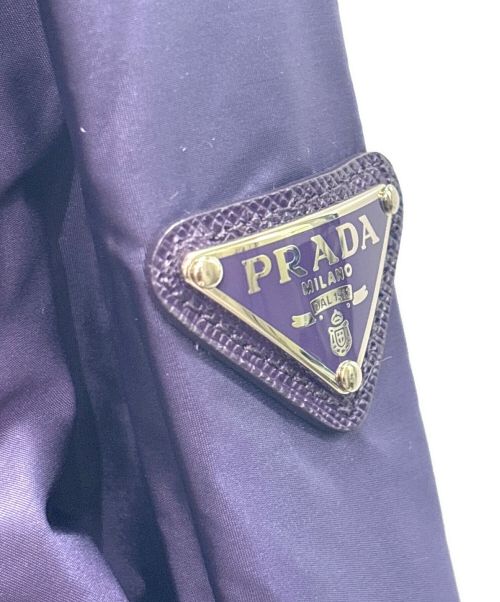 PRADA（プラダ）PRADA (プラダ) プレート ロゴ ナイロン ジップアップ パーカー パープル サイズ:40の古着・服飾アイテム