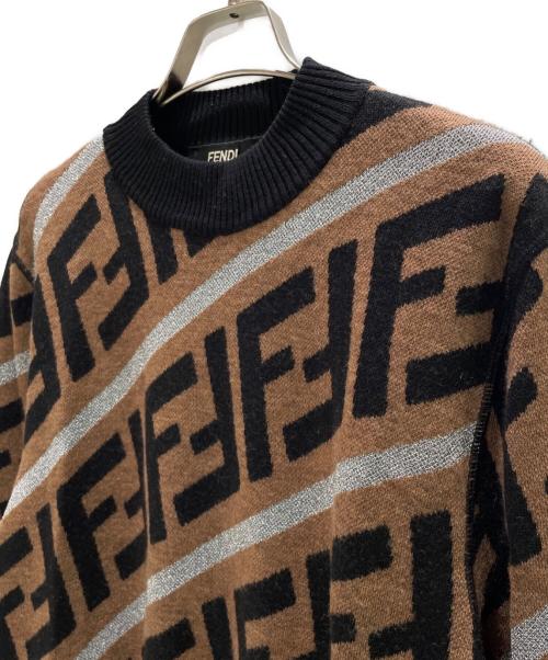 FENDI（フェンディ）FENDI (フェンディ) ズッカ柄 FF ロゴ モックネック ニット プルオーバー ブラウン サイズ:48の古着・服飾アイテム