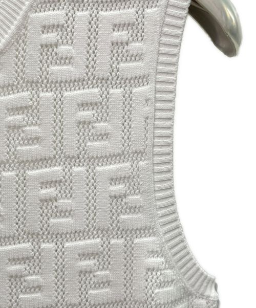 FENDI（フェンディ）FENDI (フェンディ) ズッカ柄 ノースリーブ ワンピース ホワイト サイズ:40の古着・服飾アイテム