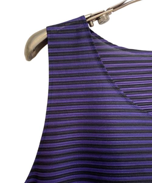 PLEATS PLEASE（プリーツプリーズ）PLEATS PLEASE (プリーツプリーズ) 総柄ボーダープリーツワンピース パープル サイズ:3の古着・服飾アイテム