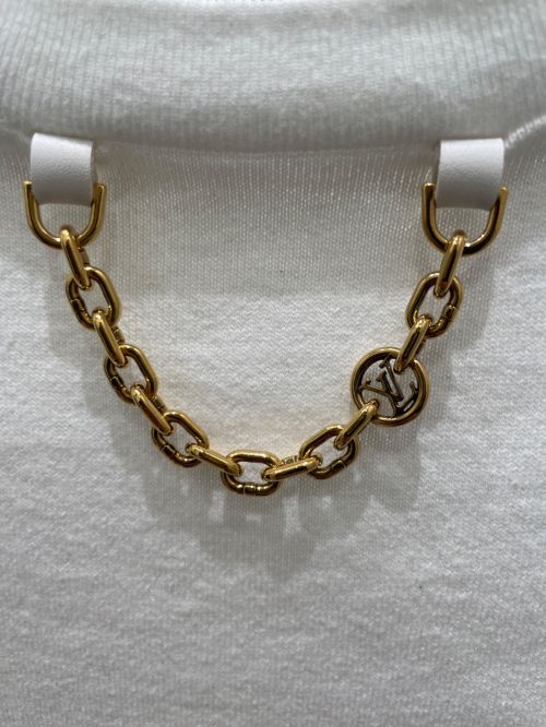 LOUIS VUITTON（ルイ ヴィトン）LOUIS VUITTON (ルイ ヴィトン) LV Logo Chain Print T-Shirt ホワイト サイズ:XLの古着・服飾アイテム