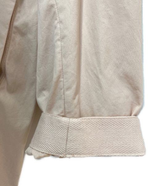 sacai（サカイ）sacai (サカイ) eric haze (エリックヘイズ) 23SS バック刺繍コート ライトピンク サイズ:2の古着・服飾アイテム