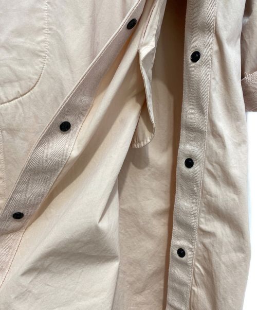 sacai（サカイ）sacai (サカイ) eric haze (エリックヘイズ) 23SS バック刺繍コート ライトピンク サイズ:2の古着・服飾アイテム