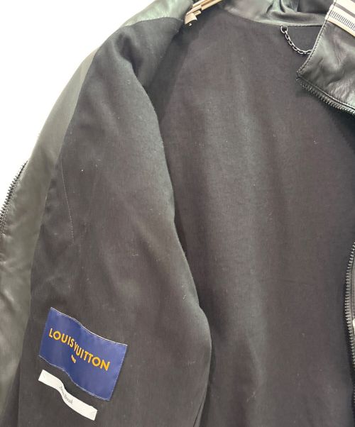 LOUIS VUITTON（ルイ ヴィトン）LOUIS VUITTON (ルイ ヴィトン) LVライン ロゴレザージャケット ブラック サイズ:Mの古着・服飾アイテム