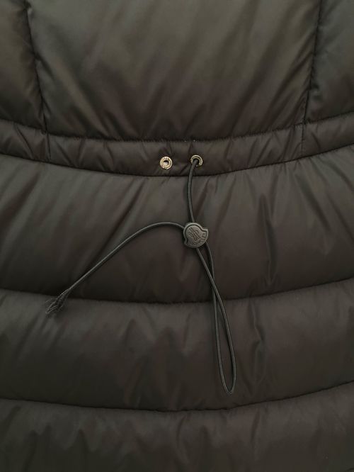 MONCLER（モンクレール）MONCLER (モンクレール) CHONDRILLE/ダウンコート ブラックの古着・服飾アイテム