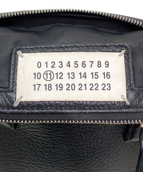 Maison Margiela（メゾンマルジェラ）Maison Margiela (メゾンマルジェラ) 5AC MINI BAG ブラック サイズ:ミニの古着・服飾アイテム