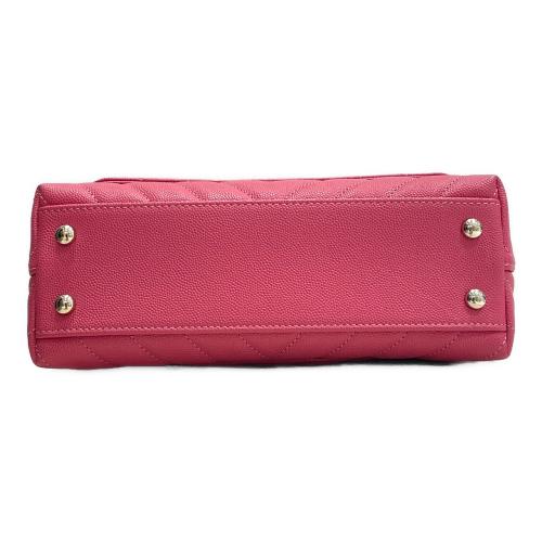 CHANEL（シャネル）CHANEL (シャネル) Vステッチチェーンショルダーバッグ ピンクの古着・服飾アイテム